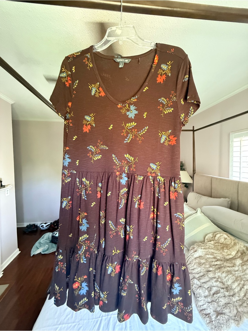 Toad&Co Dark Brown Floral V-Neck Tiered Short Sleeve Tunic - Picture 4 of 5